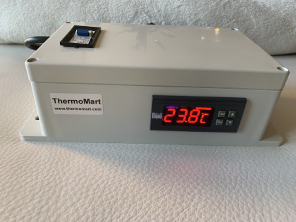 Plug & Play Temperature Control Box 15-20Amp Power Thermostat Control Cooling or Heating Devices